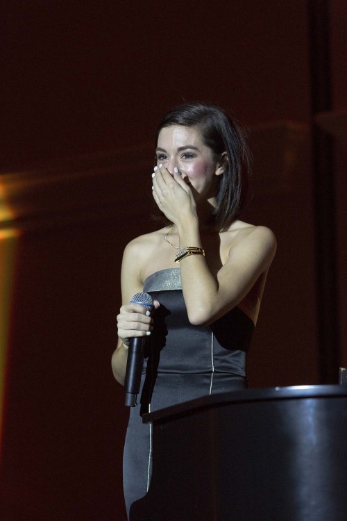 Christina Grimmie Tribute Performing (2)