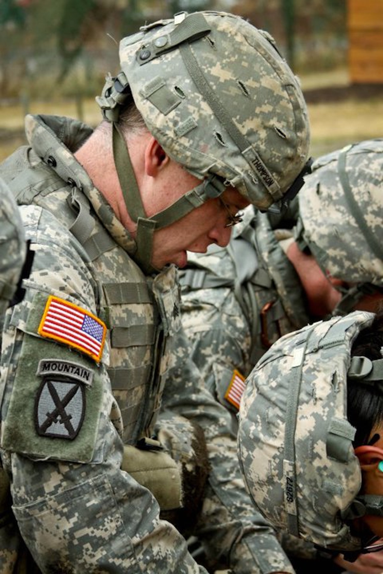 soldier with his brothers