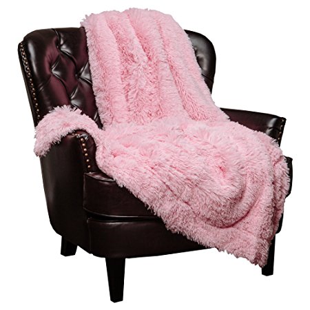 pink fuzzy blanket