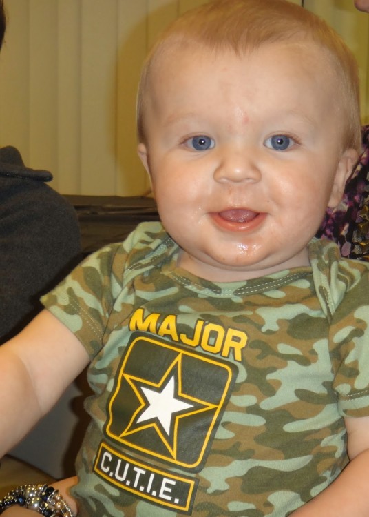 son in army shirt