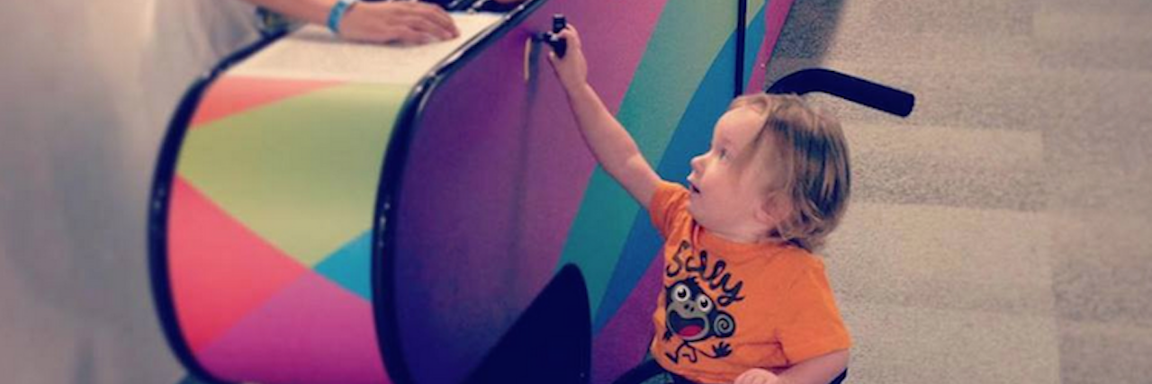 Mom Captures Moment Between Son in Wheelchair and a Boy at the Museum