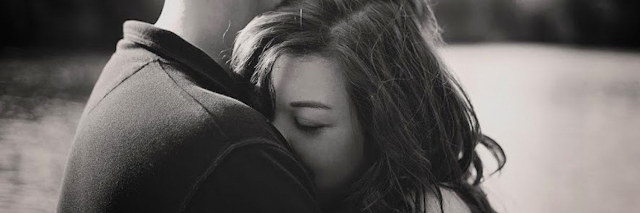 Letter to People Affected by My Anxiety Man and woman hugging