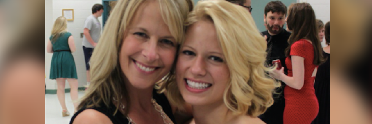 How to Love and Support Someone Who Is Struggling With Anxiety