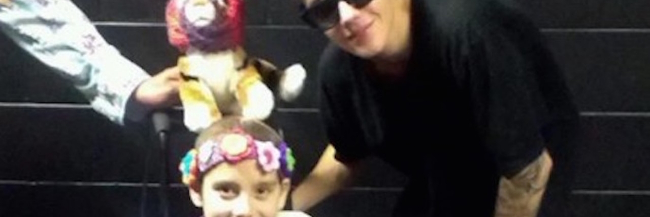 Justin Bieber Grants Make-a-Wish and Meets Young Cancer Patient justin bieber and young cancer patient