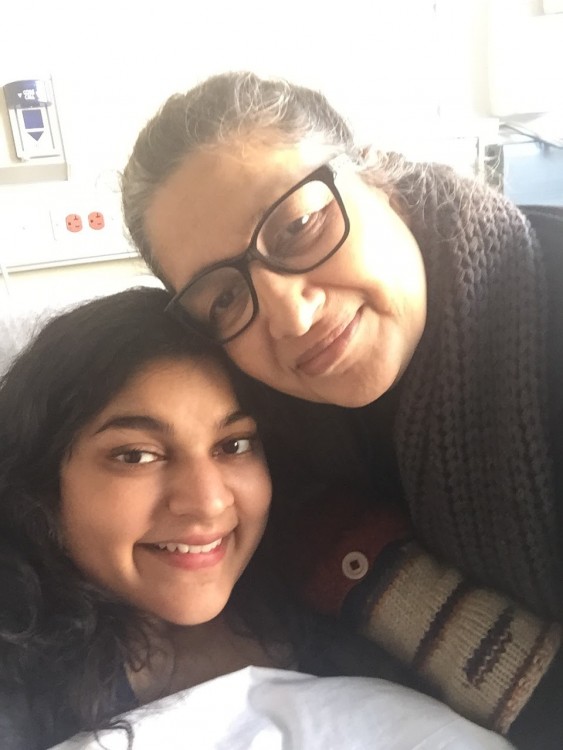 Ashanthi and her mother in the hospital.