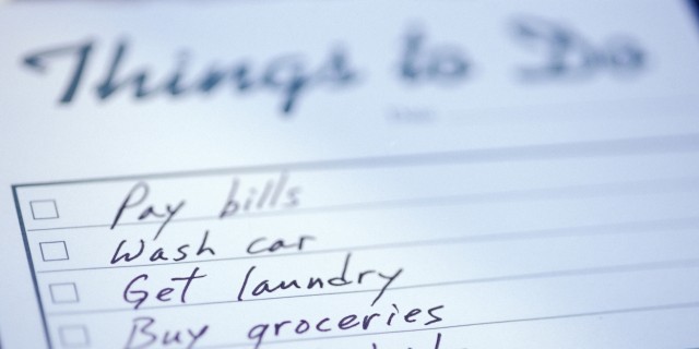 to do list "pay bills, wash car, get laundry, buy groceries, pick up kids"