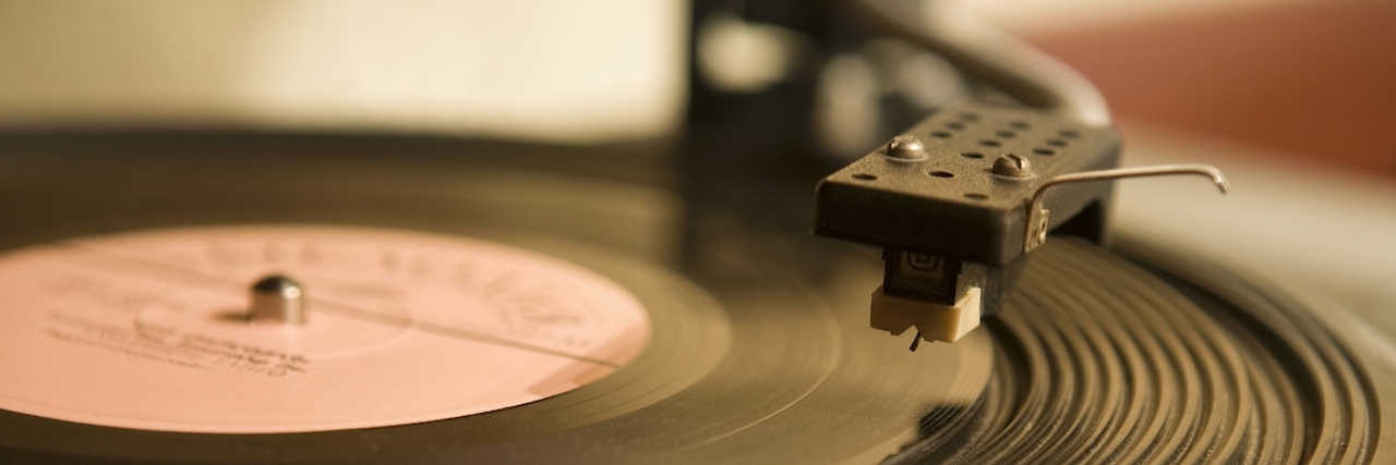 Lesson From Vinyl Records About Life With Bipolar Disorder Vinyl record spinning
