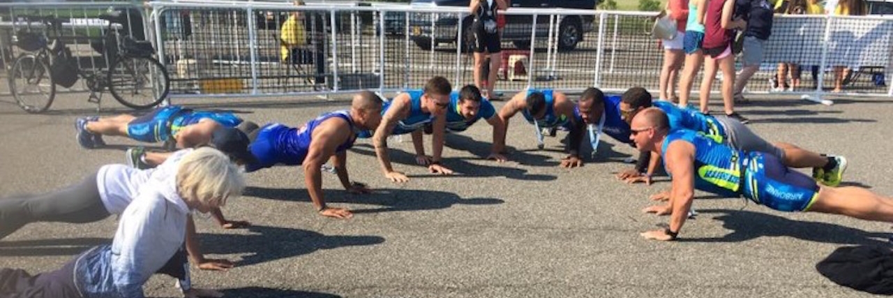 #22PushUp Challenges: Suicide Loss Survivor's Story a group of runner doing pushups