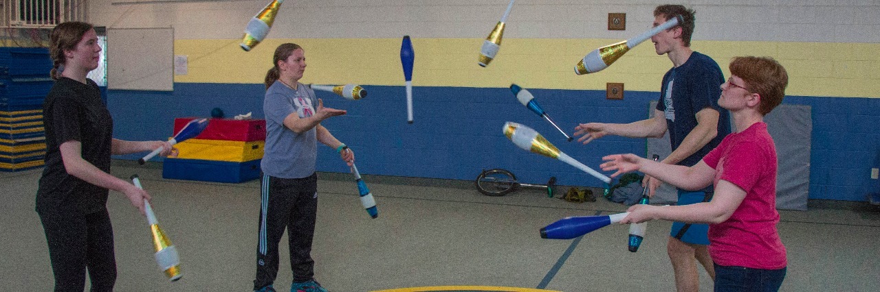 How a Juggling Group Helped Me as Someone on the Autism Spectrum Juggling group performing