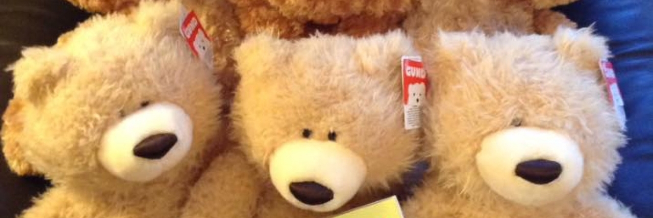 Buttony Bear Project Donates Stuffed Animals to Kids With IBD Group of Buttony Bears