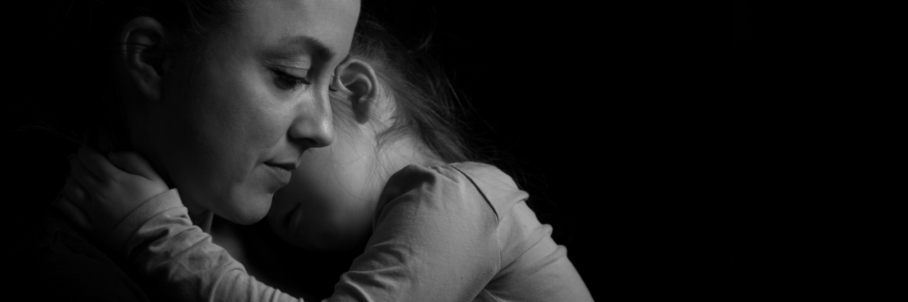 Reminders for When I'm Depressed Mother and Dauhgter hugging