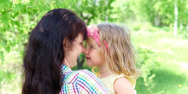 Why the R-Word Is Hurtful, Even When You're Not Saying It At or About My Child mom playing with daughter outside