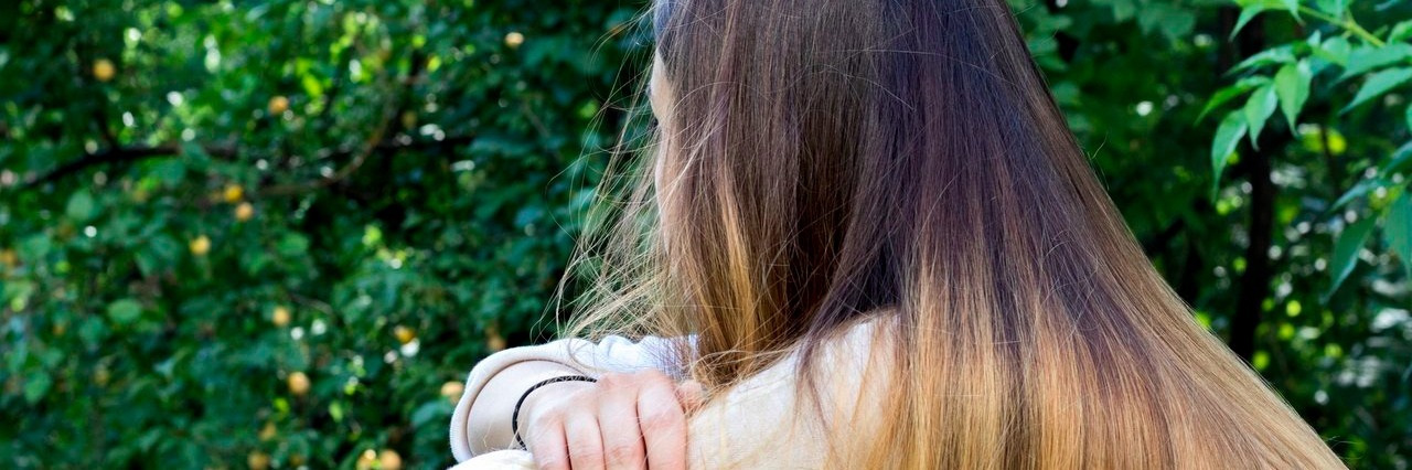 A Letter to Teens Recently Diagnosed With a Chronic Illness teenage girl sitting alone
