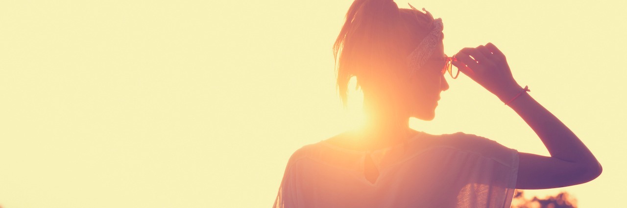 What to Remember If You Show Your Self-Harm Scars in the Summertime girl in sunlight