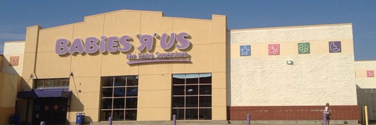 Mom Who Had Miscarriage Embarrassed After Making Babies 'R' Us Returns Babies "R" Us store