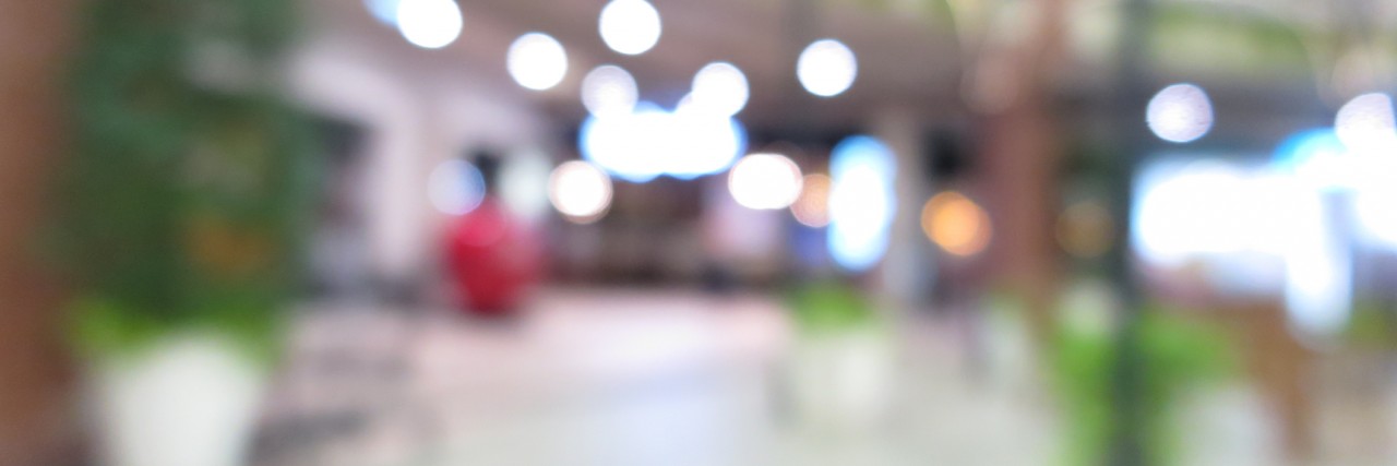 Epilepsy: Symptoms That Precede My Seizures blurry vision of a mall