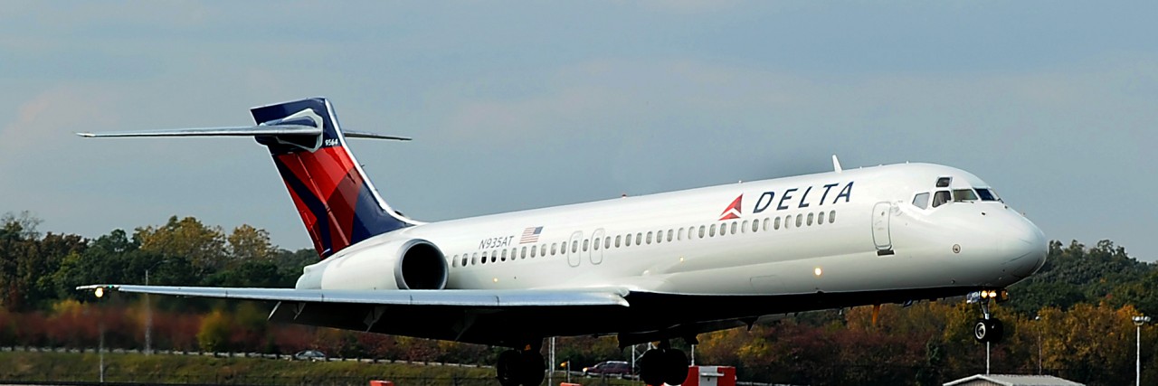 Delta Flight Attendant Blocks Doctor From Caring for Sick Passenger 717 landing in Atlanta Ga