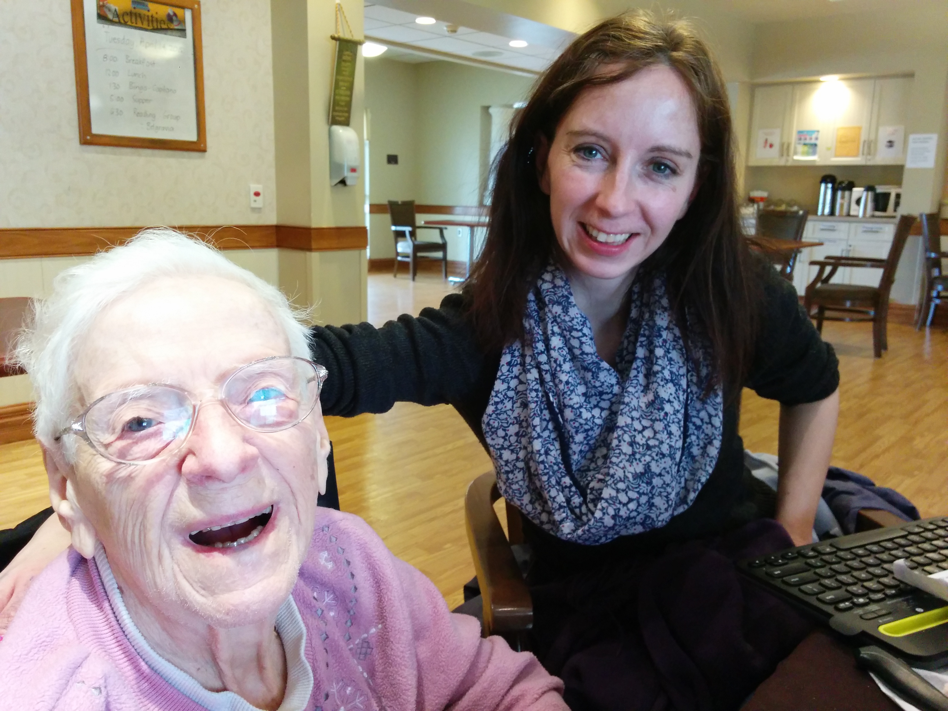 grandma and grand daughter