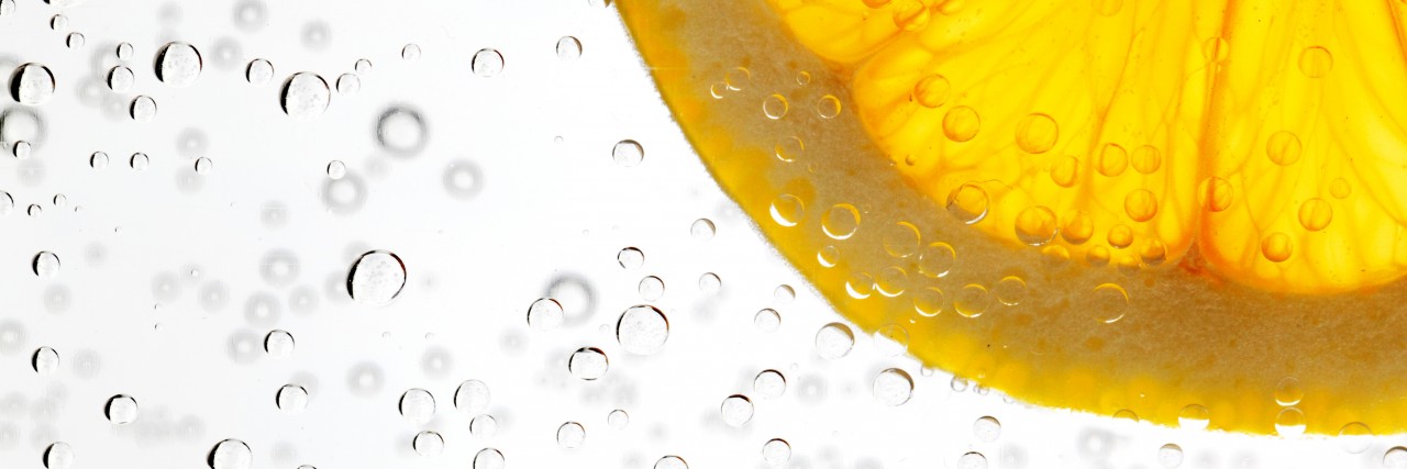 How I Finally Became OK With Having Marfan Syndrome A slice of citrus lemon in a glass of water