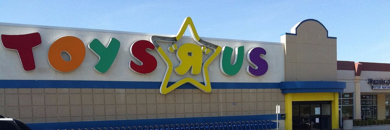 Toys "R" Us to Offer Quiet Shopping Hour for Families With Autism Photo of Toys "R" Us Storefront