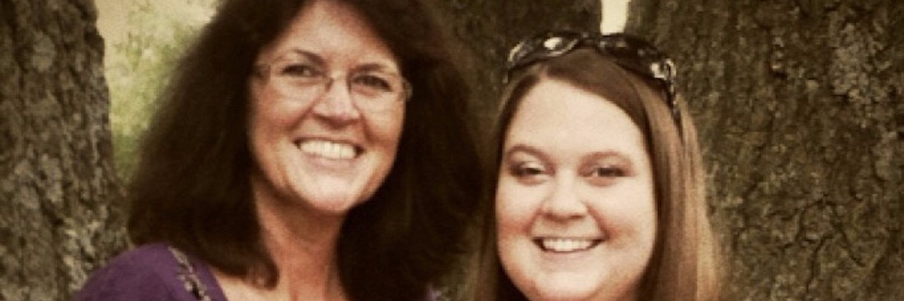 Daughter Writes Tribute to Mom Who Donated Part of Her Kidney mom and daughter