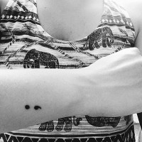 woman with a semi colon tattoo