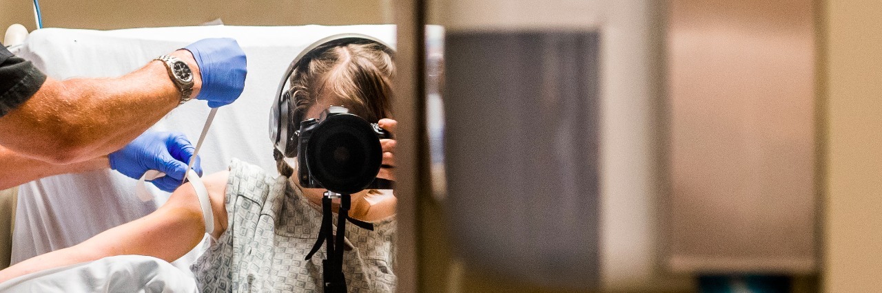 What Great Nurses Are Like and How They Help Patients girl in hospital getting an iv