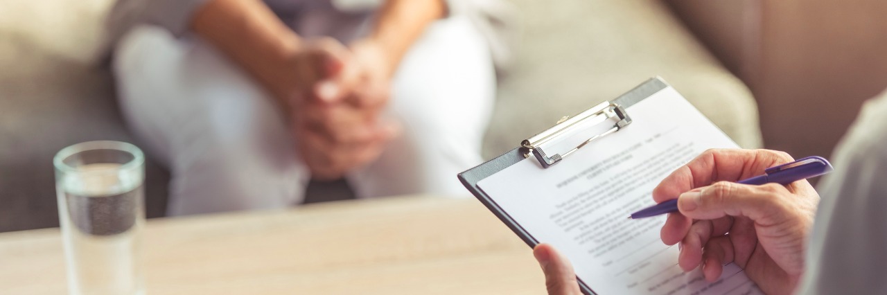 Mental Health: When It's Hard to Get a Doctor's Appointment patient in a session with a therapist