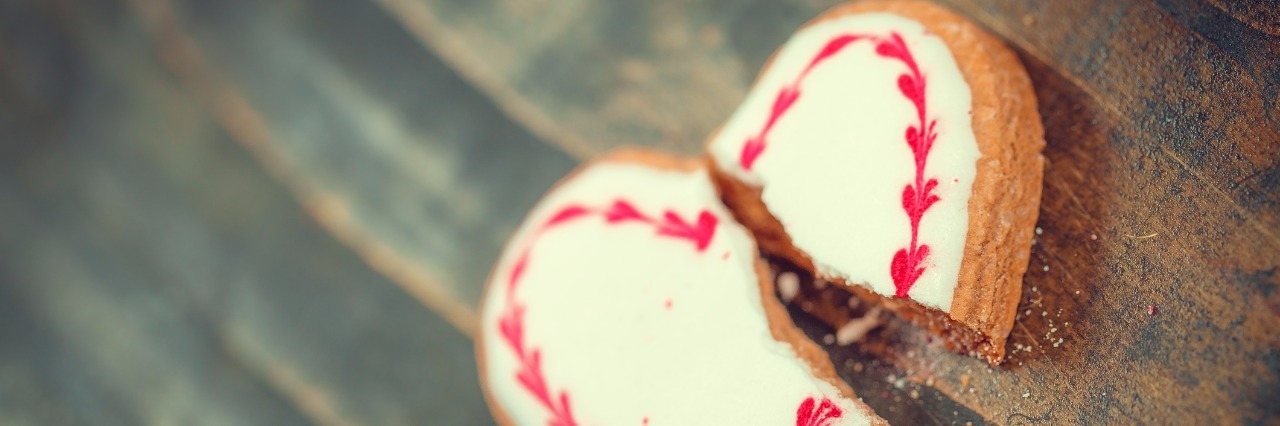 a cracked heart-shaped cookie