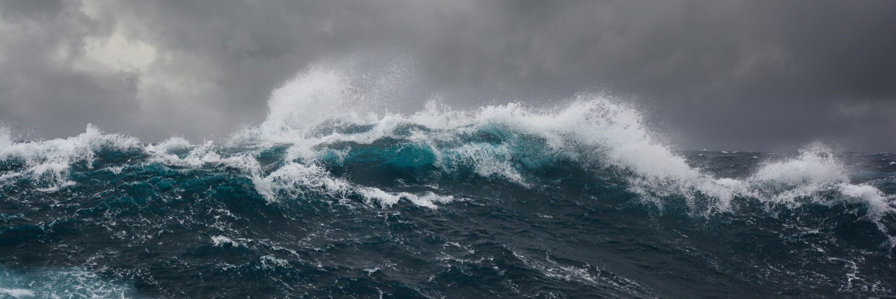 ocean wave during storm