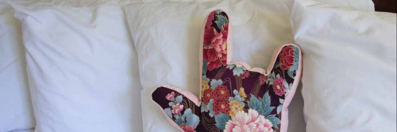 6 American Sign Language Gift Ideas for Babies and Children ASL I Love you pillow - American Sign Language.