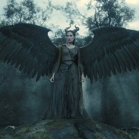 angelina jolie as maleficent in 2014 disney movie