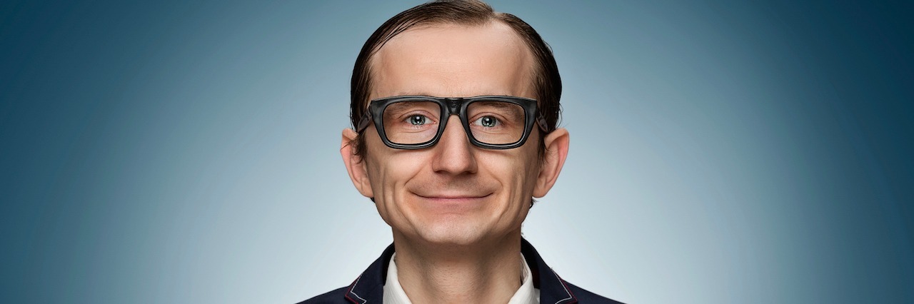 How Improv Comedy Helps My Anxiety man with a bowtie and thick classes