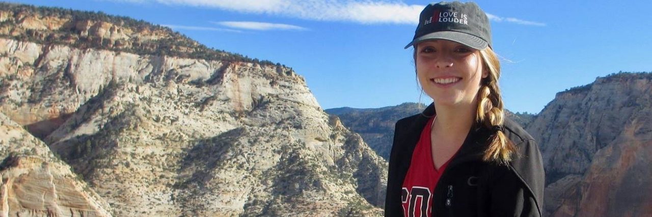 girl at the grand canyon