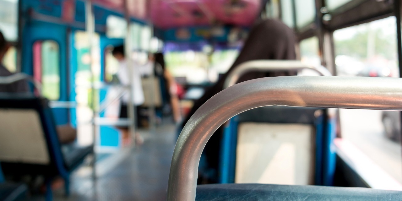 Why I Sit on the Bus as Young Person With Fibromyalgia | The Mighty