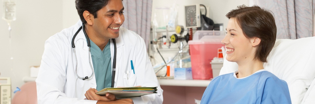 Finding Doctors Who Understand and Take ME/CFS Seriously doctor talking to patient