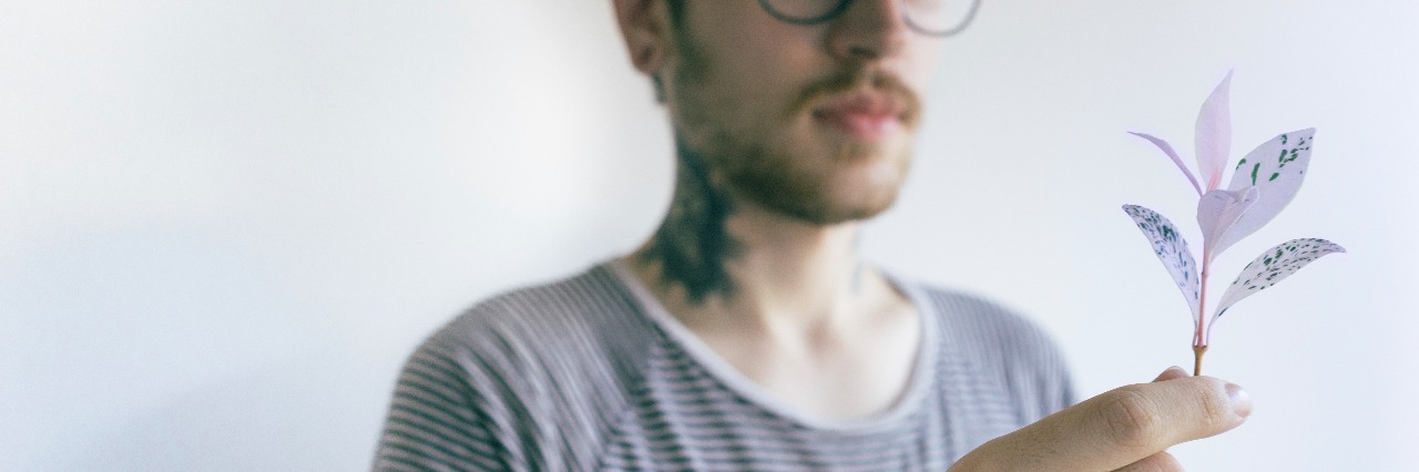 What a Bipolar Disorder 'Mixed State' Feels Like man with leaf