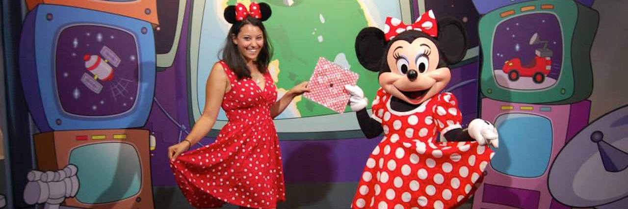 ginger levinson with minnie mouse at disney world