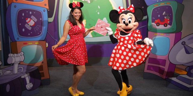 ginger levinson with minnie mouse at disney world