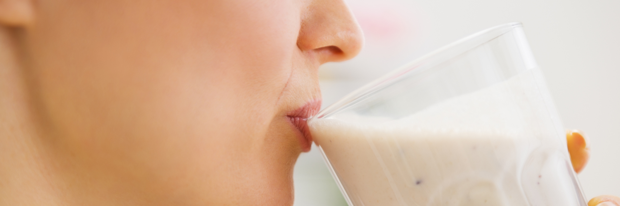 Chronic Illness: What Not to Say to People About Food Choices, Diet woman drinking a smoothie