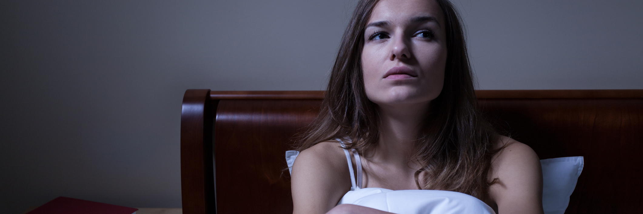 Coping With Insomnia Because of Chronic Pain woman lying awake at night