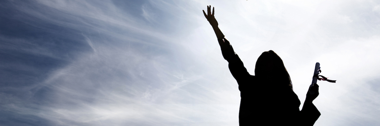 3 Reminders for the High School Senior With Depression Silouette of a graduate tossing her cap into the sky