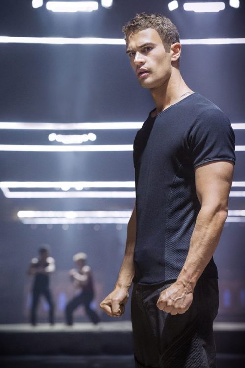 tobias divergent