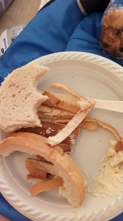 paper plate with bread crusts