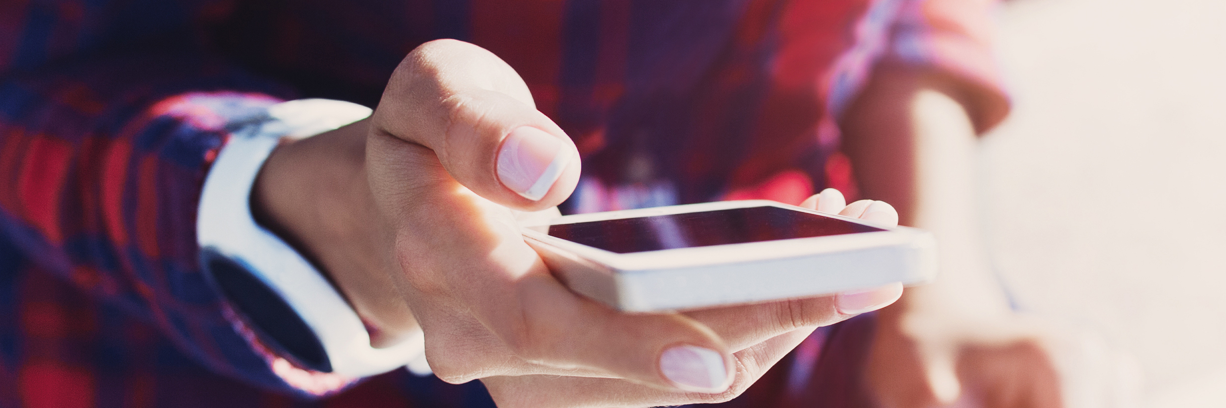 Response to Washington Post Article About Women With RSD/CRPS woman reading her phone