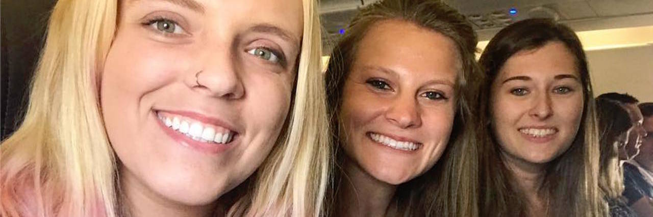 Lyme Disease: When Friends Stick With You Despite Chronic Illness friends sitting on an airplane