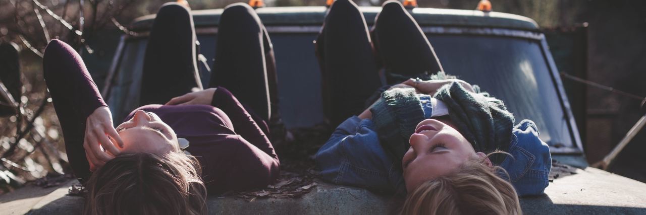 What Someone With Borderline Personality Disorder Means When They Say They Have a 'Favorite Person' friends on car