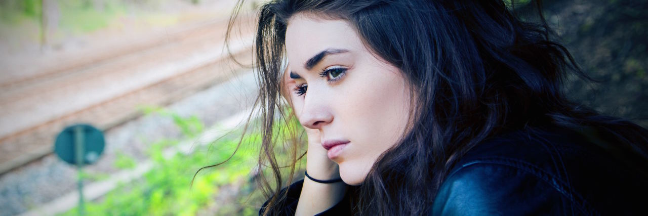 6 Common Symptoms of Depression and Some Helpful Solutions to Consider woman sad