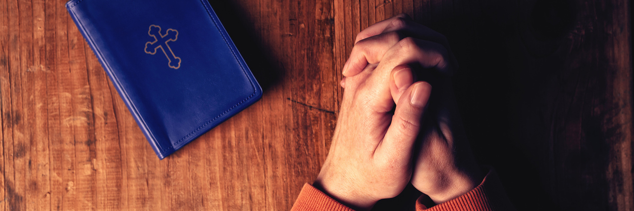 woman praying