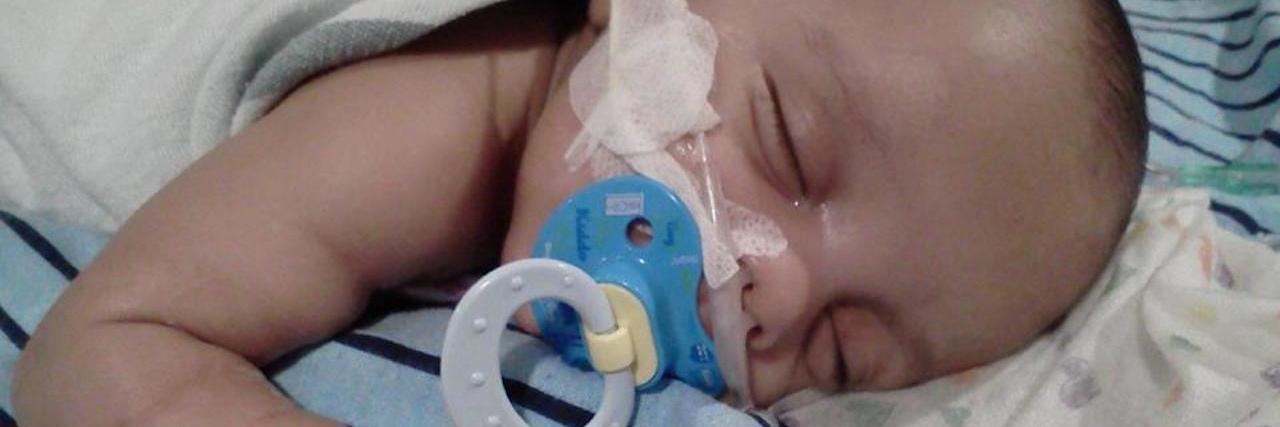 Baby with oxygen in a hospital